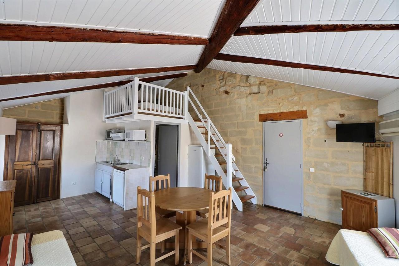 Вилла Bastide De La Treille Montaren-et-Saint-Mediers Экстерьер фото
